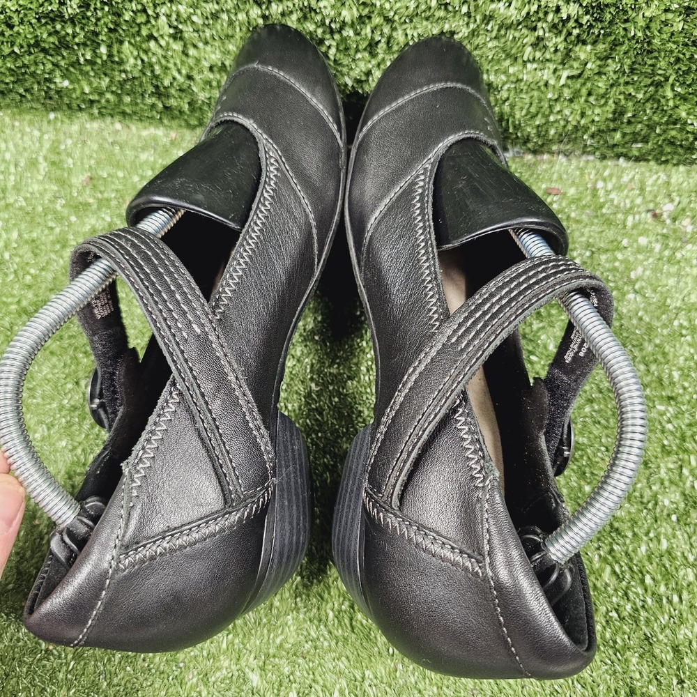 Taos Shoes Virtue Black Leather Mary Jane Low Heel Comfort Pumps Womens 7.5 - Picture 6 of 9